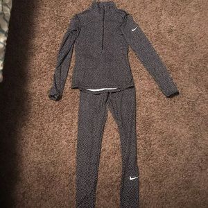 Nike Pro Outfit Set